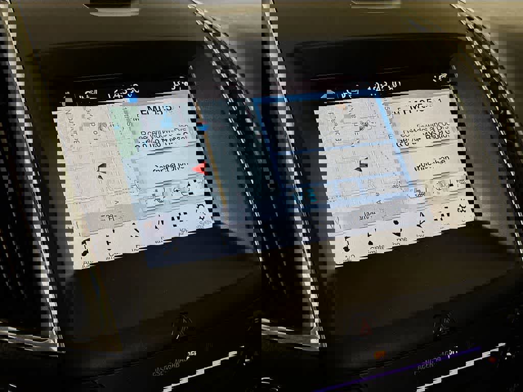 Certified 2018 Ford Edge Titanium w/ Equipment Group 301A image 16