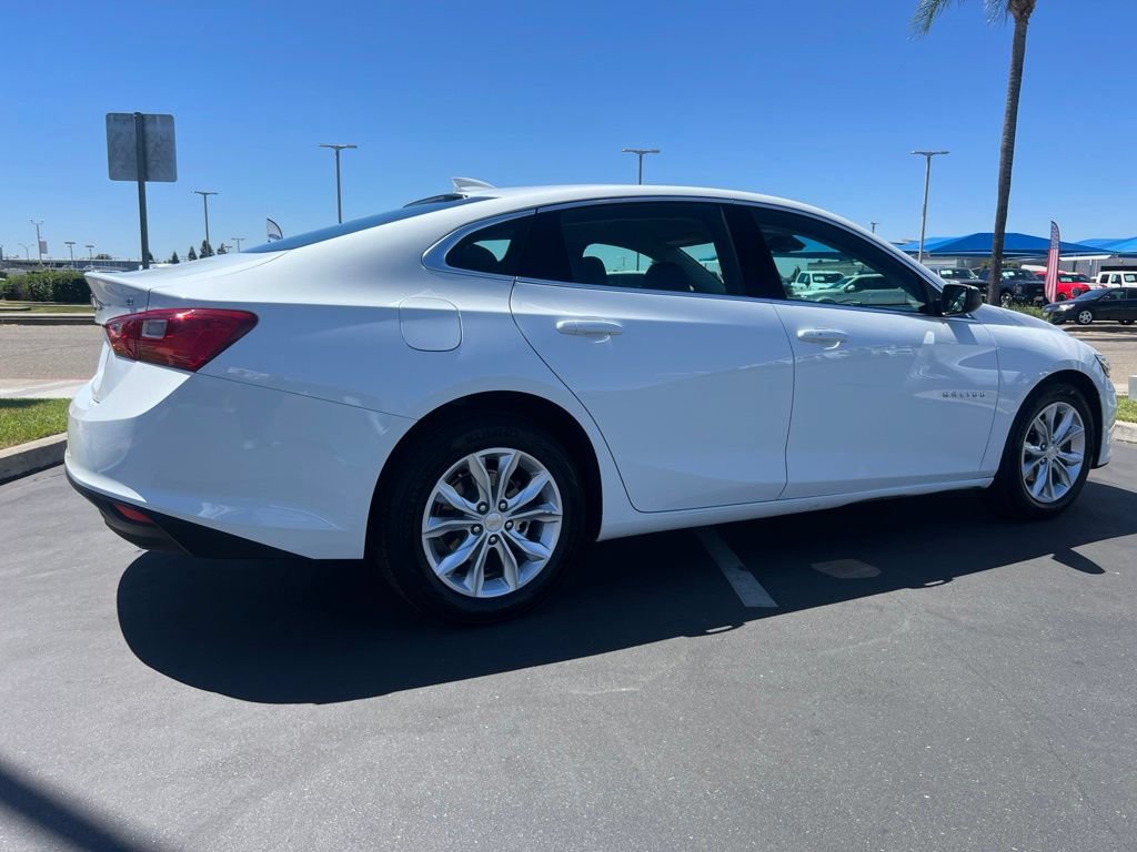 Used 2023 Chevrolet Malibu LT FWD image 16