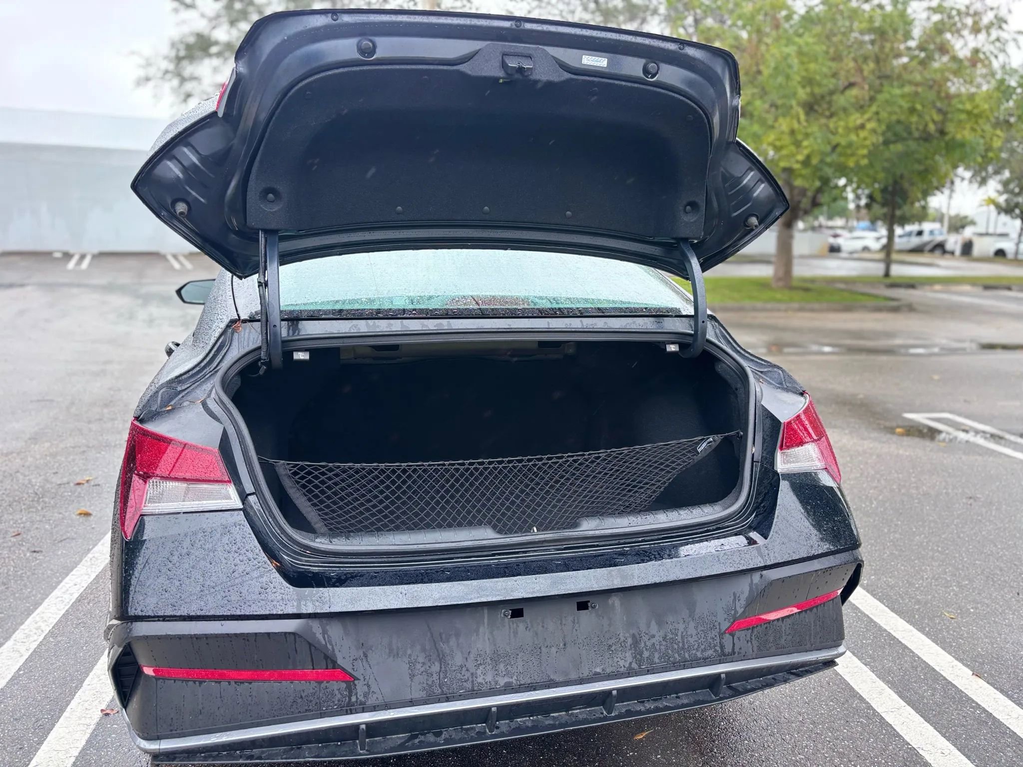 Used 2024 Hyundai Elantra SEL image 10