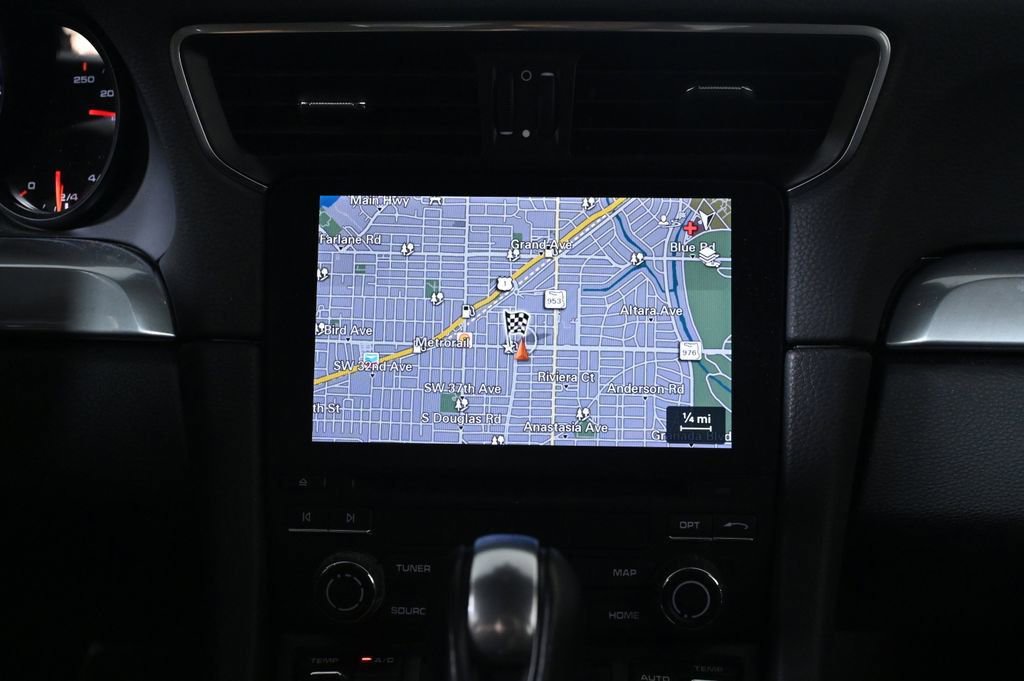 Used 2018 Porsche 911 Carrera 4S image 16