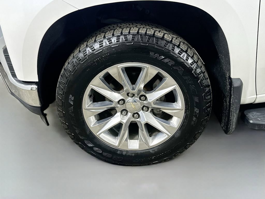 Used 2022 Chevrolet Silverado 1500 LTZ image 8