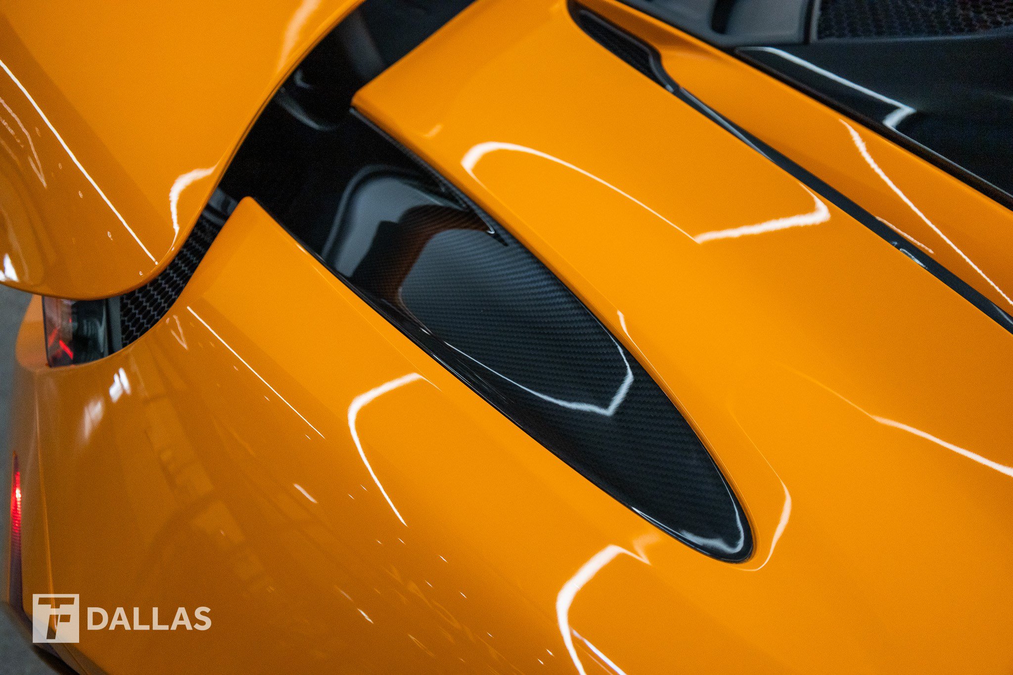 Used 2019 McLaren 720S RWD image 22