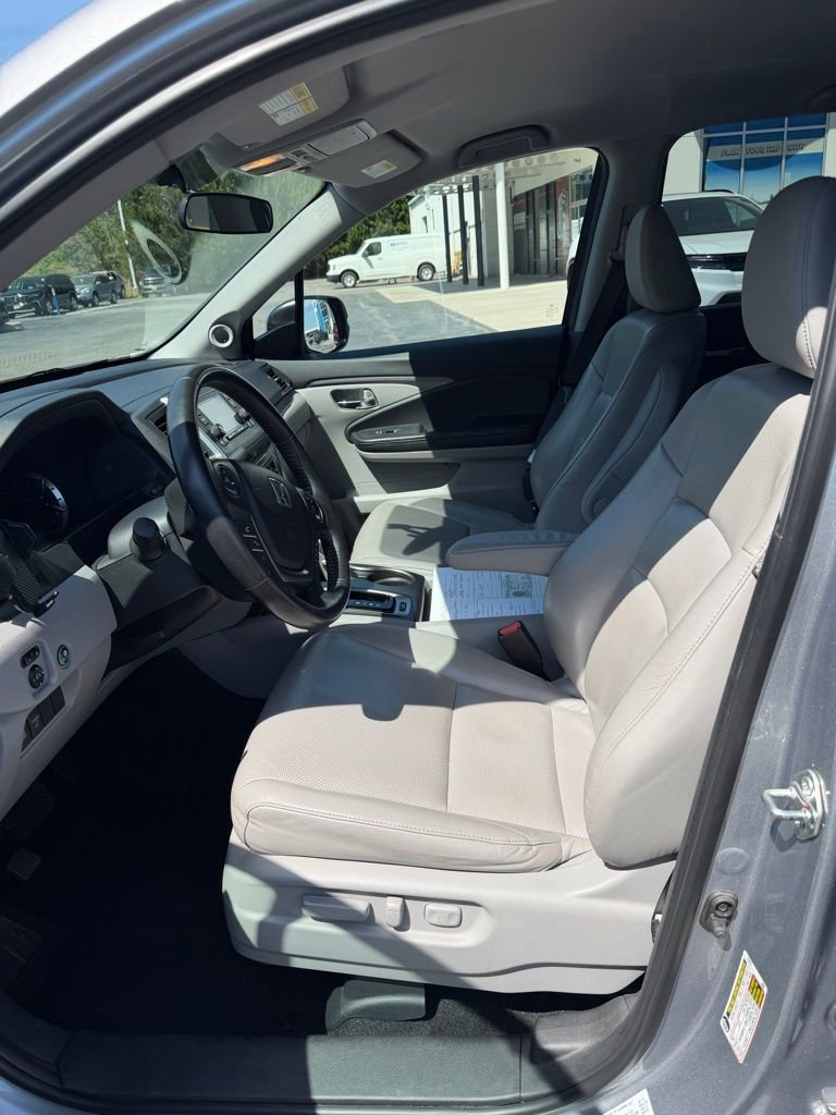 Used 2018 Honda Ridgeline RTL image 11