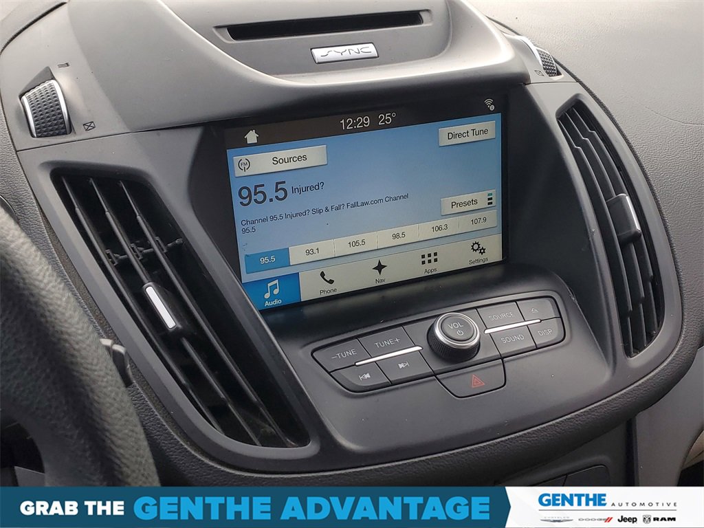 Used 2017 Ford Escape SE w/ Equipment Group 201A image 17