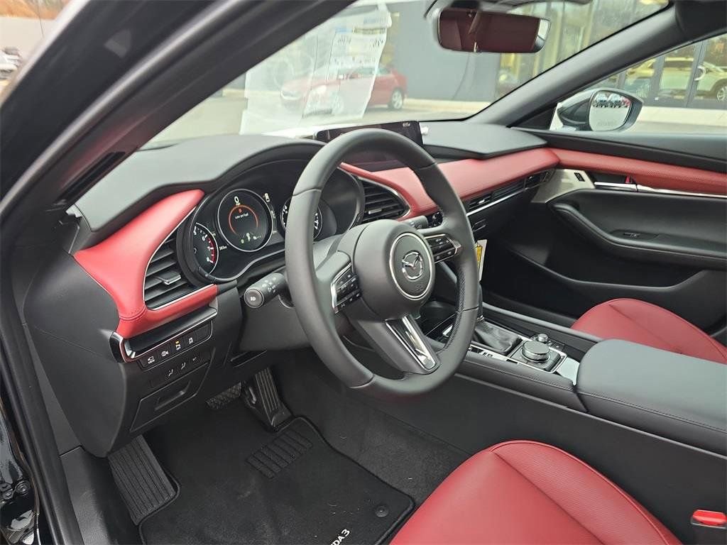 New 2026 MAZDA MAZDA3 Hatchback w/Premium Plus Pkg image 23