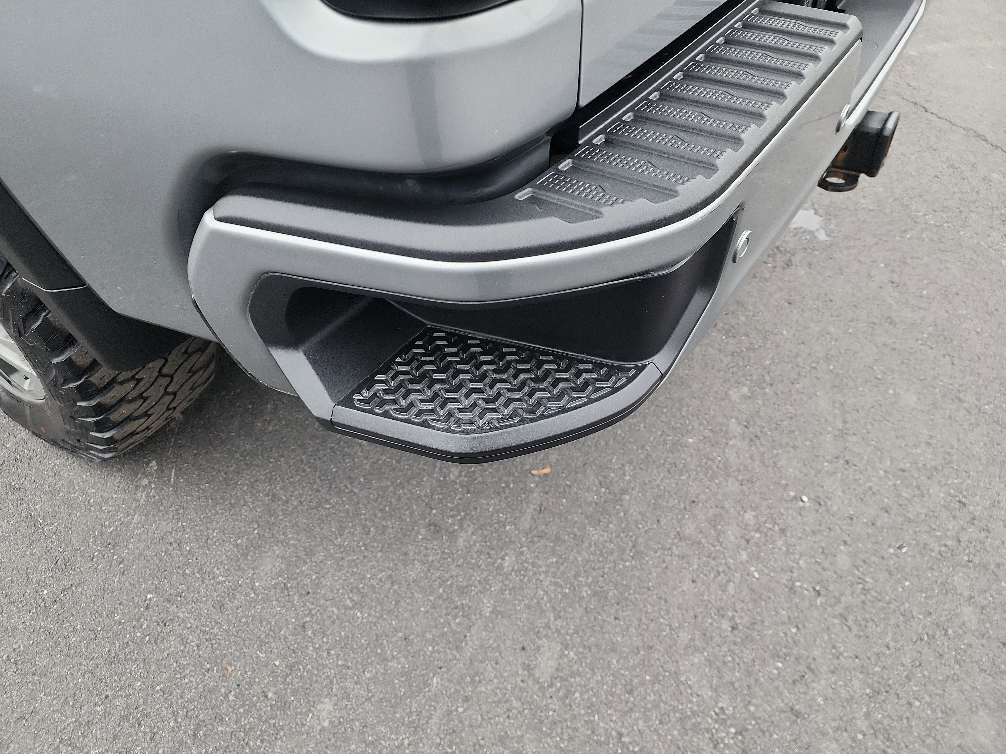 Certified 2024 GMC Sierra 2500 AT4 w/ AT4 Preferred Package image 34