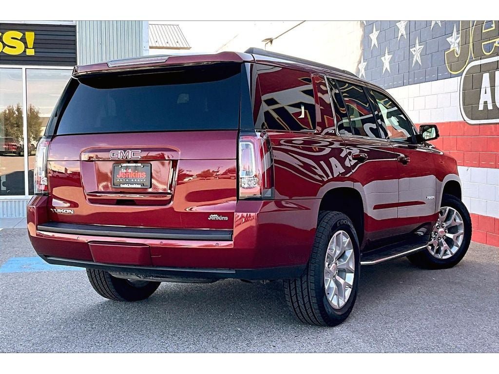 Used 2017 GMC Yukon SLT w/ HD Trailering Package AWD/4WD image 2