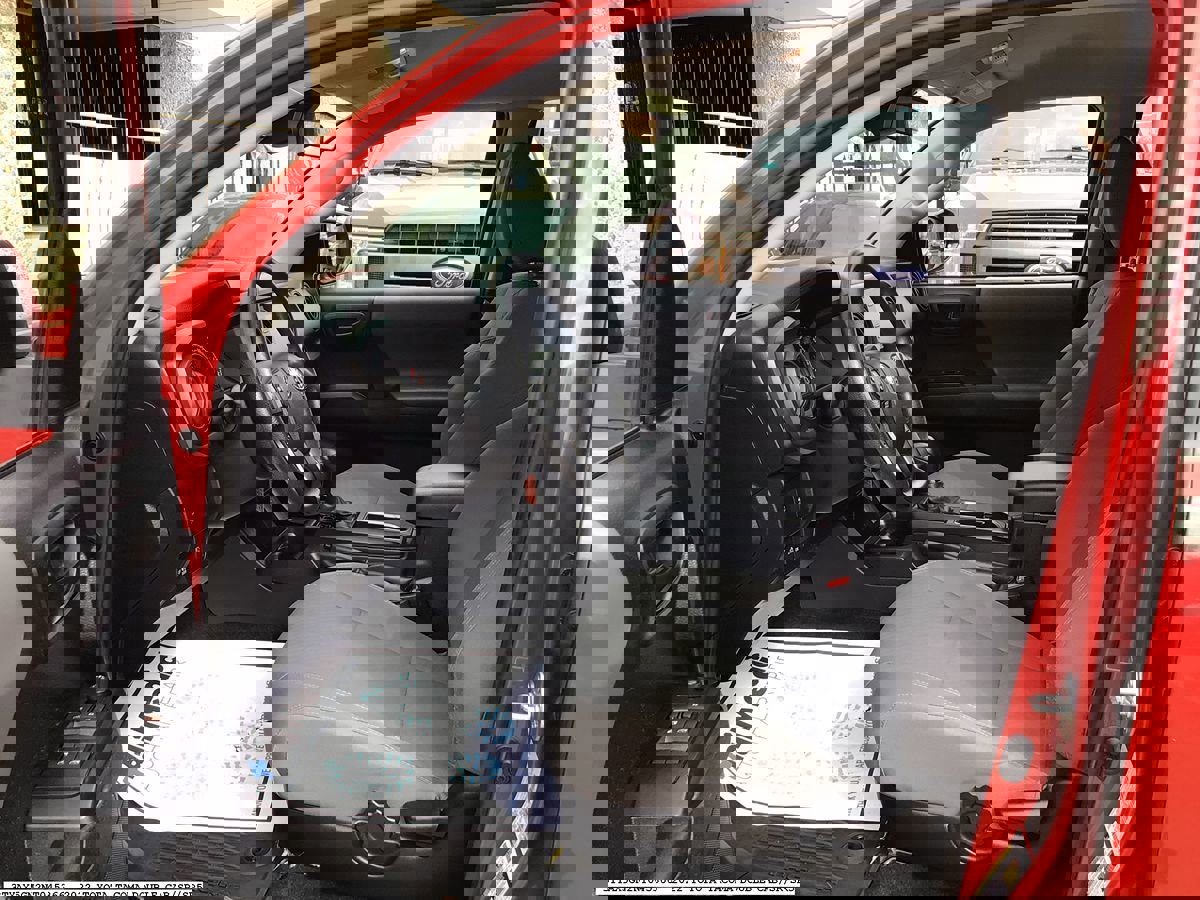 Used 2022 Toyota Tacoma SR w/ SR Convenience Package image 12