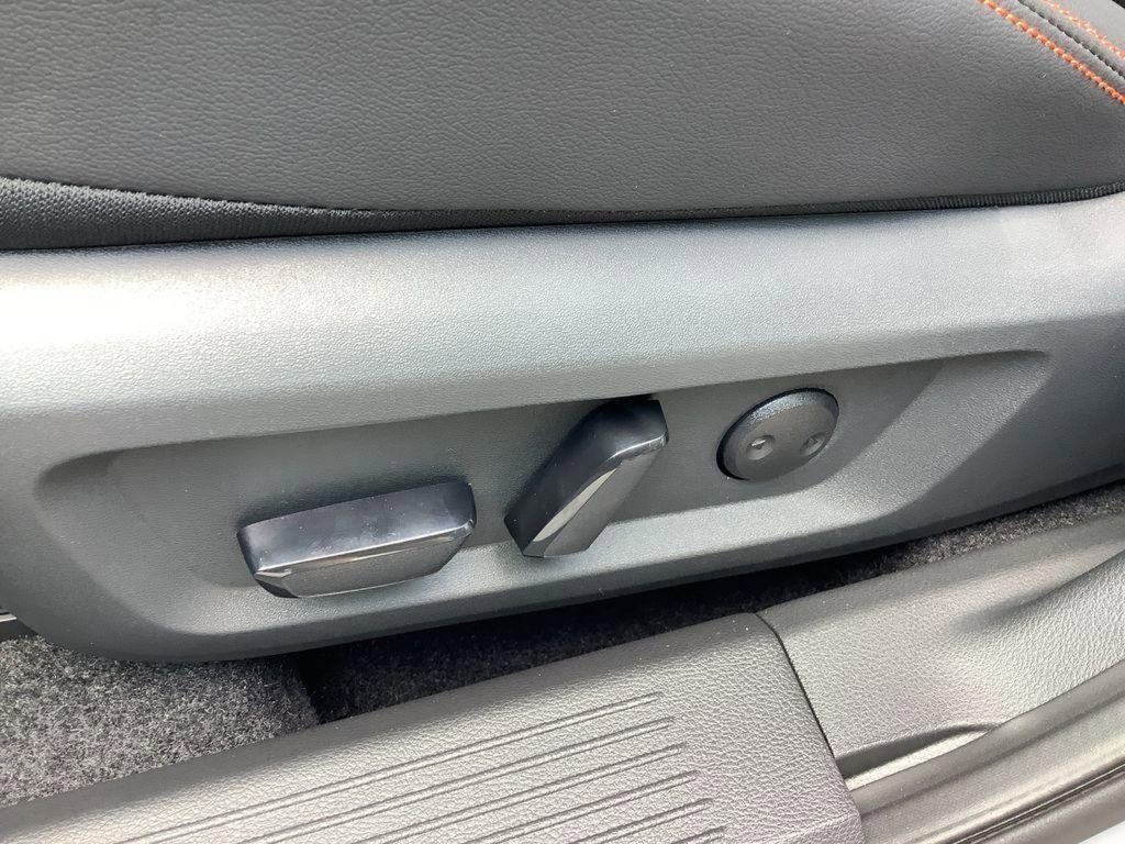 Used 2026 Nissan Rogue SV image 25