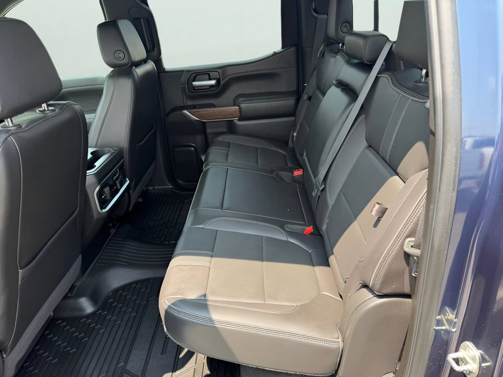 Used 2021 Chevrolet Silverado 1500 High Country AWD/4WD image 12