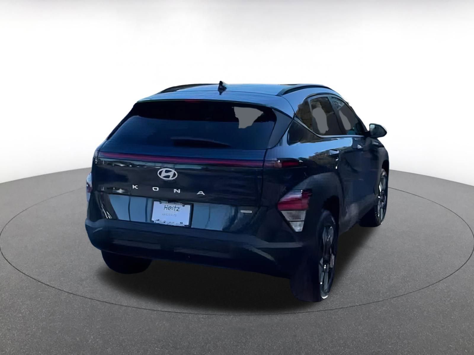 Used 2025 Hyundai Kona SEL image 11