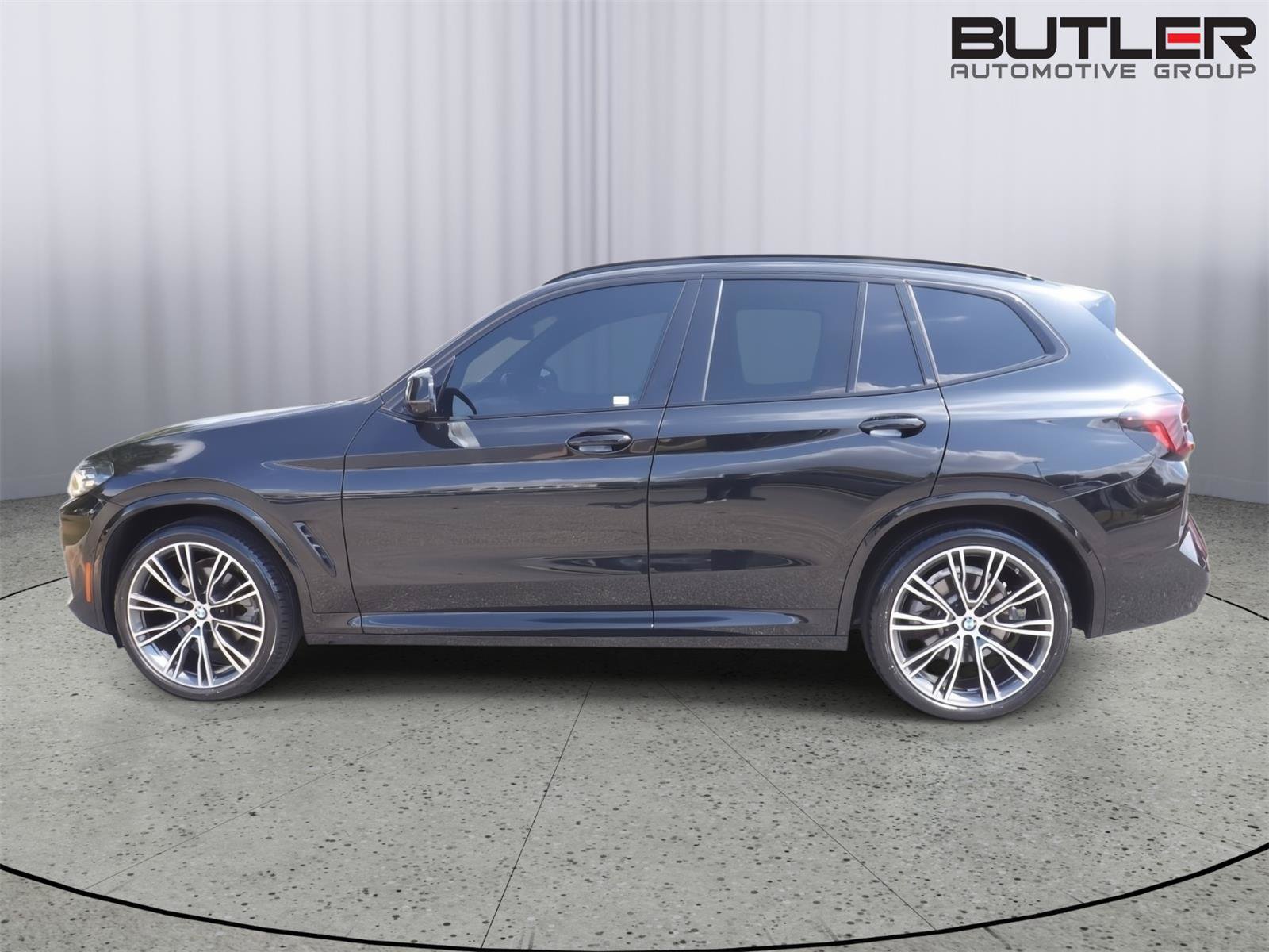 Used 2024 BMW X3 sDrive30i w/ Premium Package w/ZPA RWD image 3