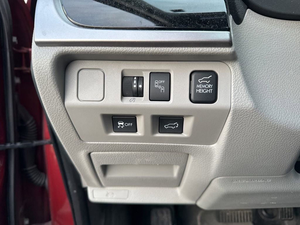 Used 2017 Subaru Forester 2.5i Limited image 20