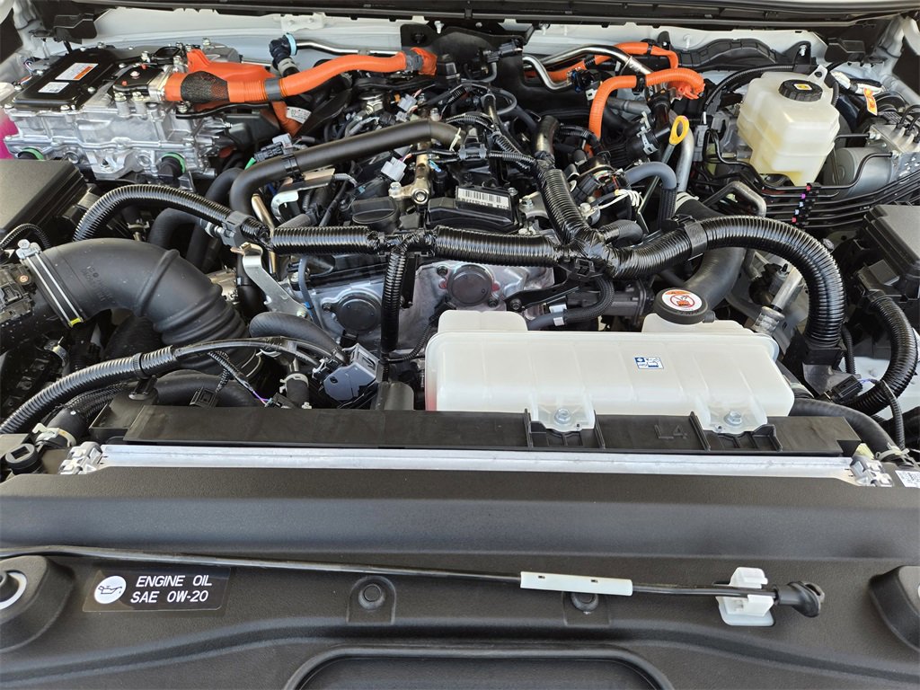 Used 2025 Toyota Land Cruiser image 32