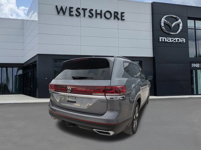 Used 2025 Volkswagen Atlas SE image 3