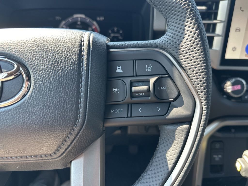 Used 2025 Toyota Tundra Limited image 24