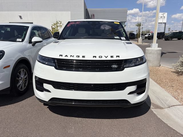 Used 2023 Land Rover Range Rover Sport SE AWD/4WD image 2
