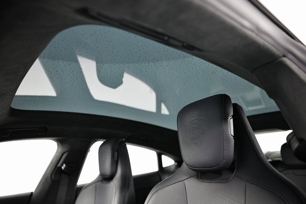 Certified 2024 Porsche Taycan GTS image 23