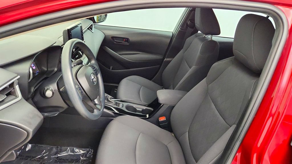 Used 2022 Toyota Corolla LE FWD image 19