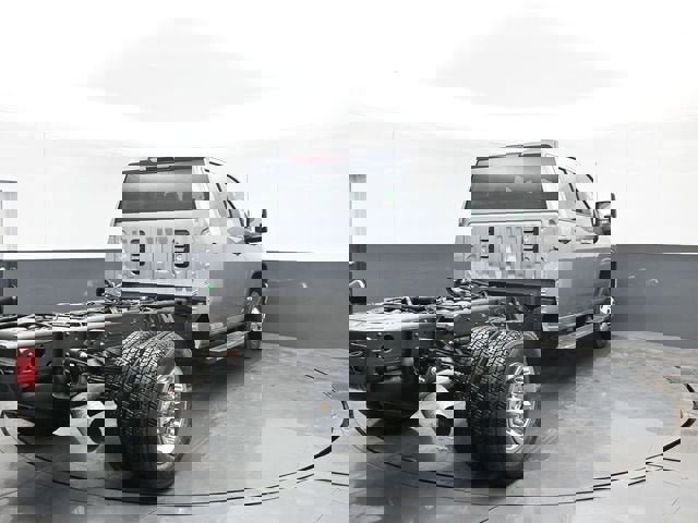 New 2026 Chevrolet Silverado 3500 LT w/ Convenience Package image 14