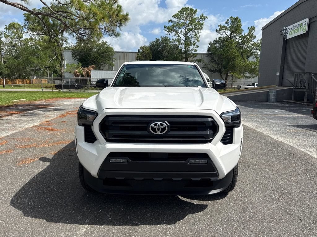 Used 2025 Toyota Tacoma SR5 AWD/4WD image 3