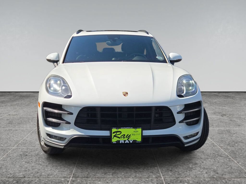 Used 2015 Porsche Macan Turbo AWD/4WD image 2