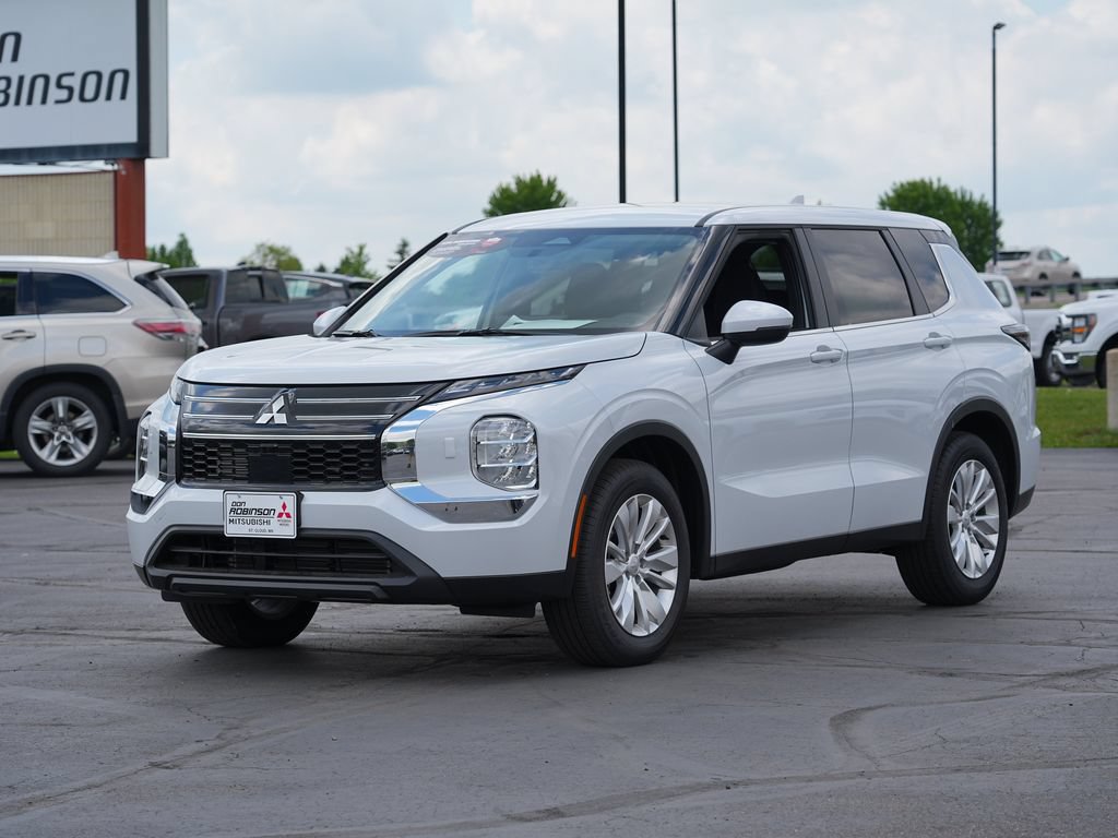 New 2026 Mitsubishi Outlander ES AWD/4WD image 7