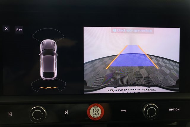 Used 2022 Porsche Macan image 16