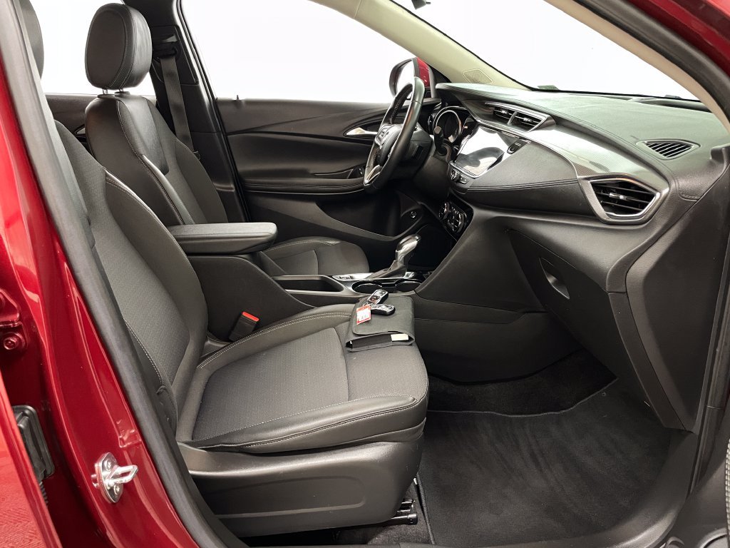Used 2023 Buick Encore GX Select w/ Sport Touring Package FWD image 34
