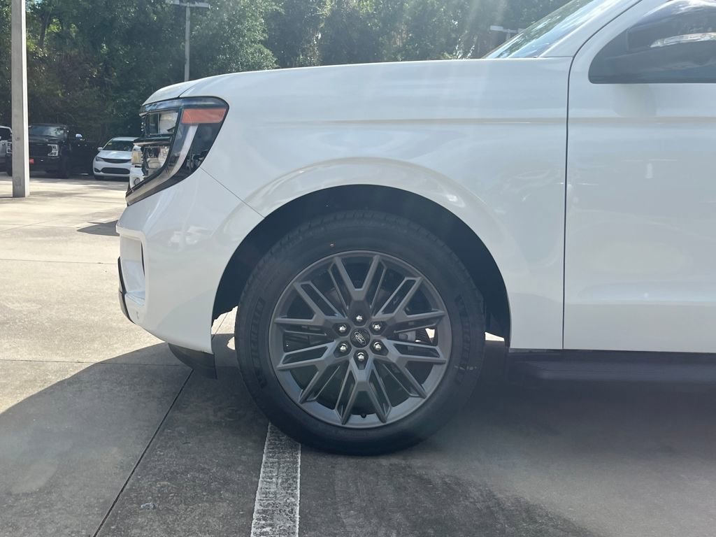 New 2026 Ford Expedition Platinum AWD/4WD image 11