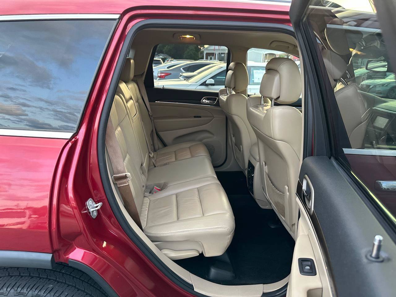 Used 2014 Jeep Grand Cherokee Limited RWD image 31