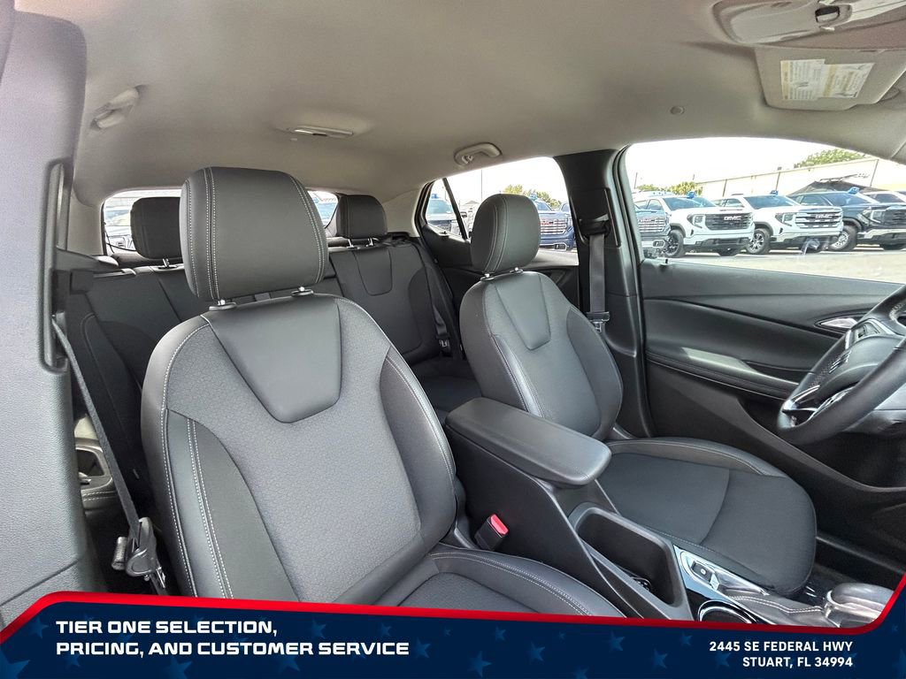 Used 2024 Buick Encore GX Preferred w/ Comfort Package AWD/4WD image 16