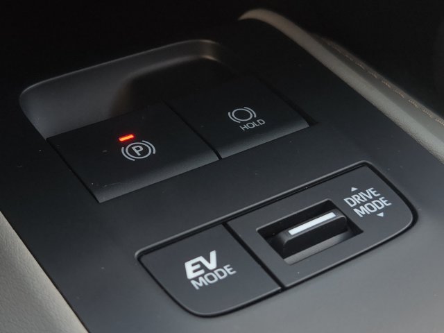 Certified 2024 Toyota Venza LE AWD/4WD image 25