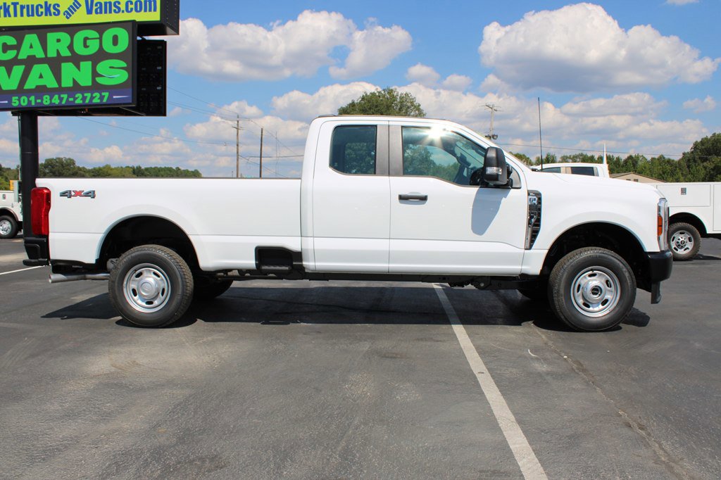 Used 2025 Ford F250 XLT image 8