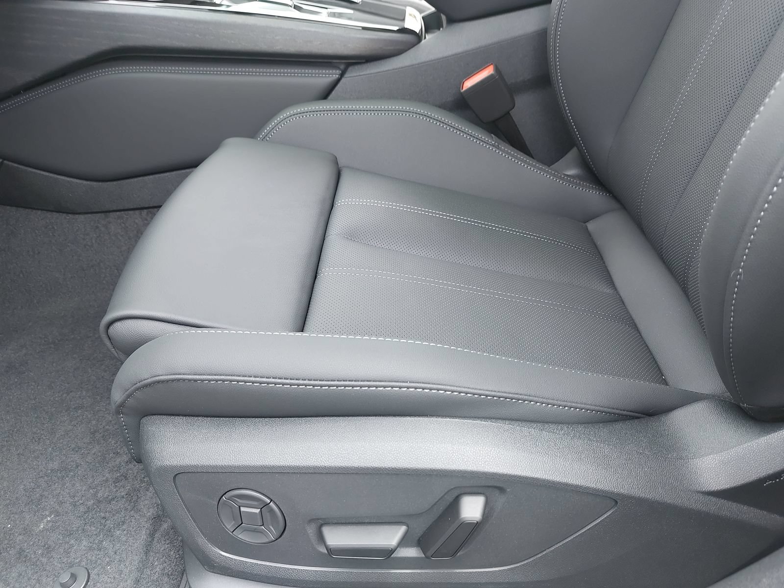 New 2026 Audi A5 2.0T Premium Plus AWD/4WD image 32