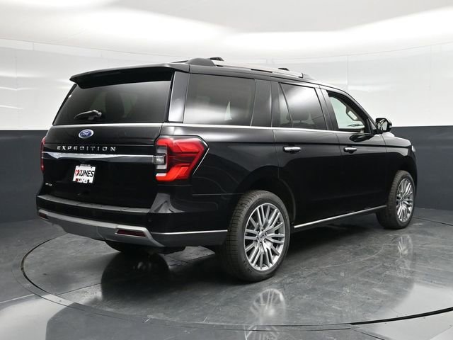 Used 2024 Ford Expedition Limited image 10