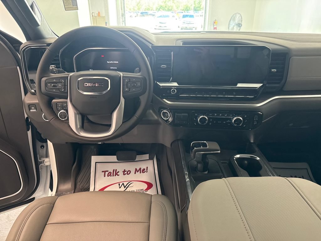 New 2026 GMC Sierra 1500 SLT w/ SLT Premium Package AWD/4WD image 16