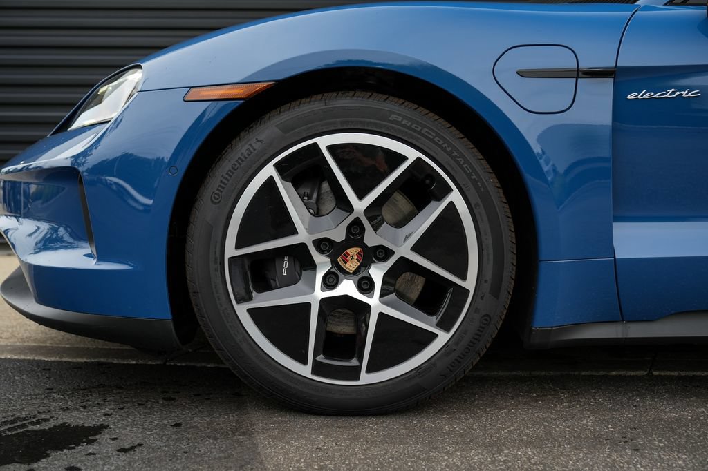 New 2026 Porsche Taycan AWD/4WD image 11
