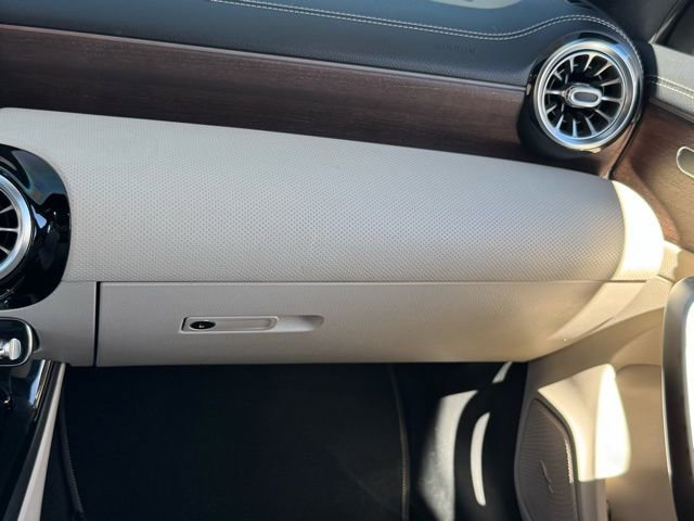 Used 2020 Mercedes-Benz CLA 250 image 18