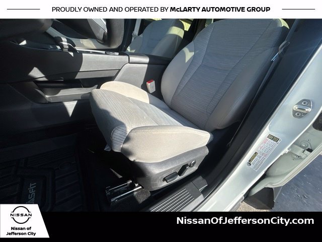 Used 2023 Nissan Rogue SV AWD/4WD image 18