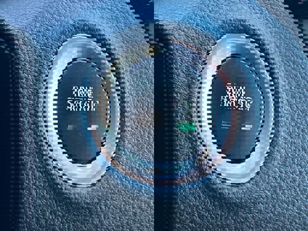 Used 2017 Buick Envision Essence image 19