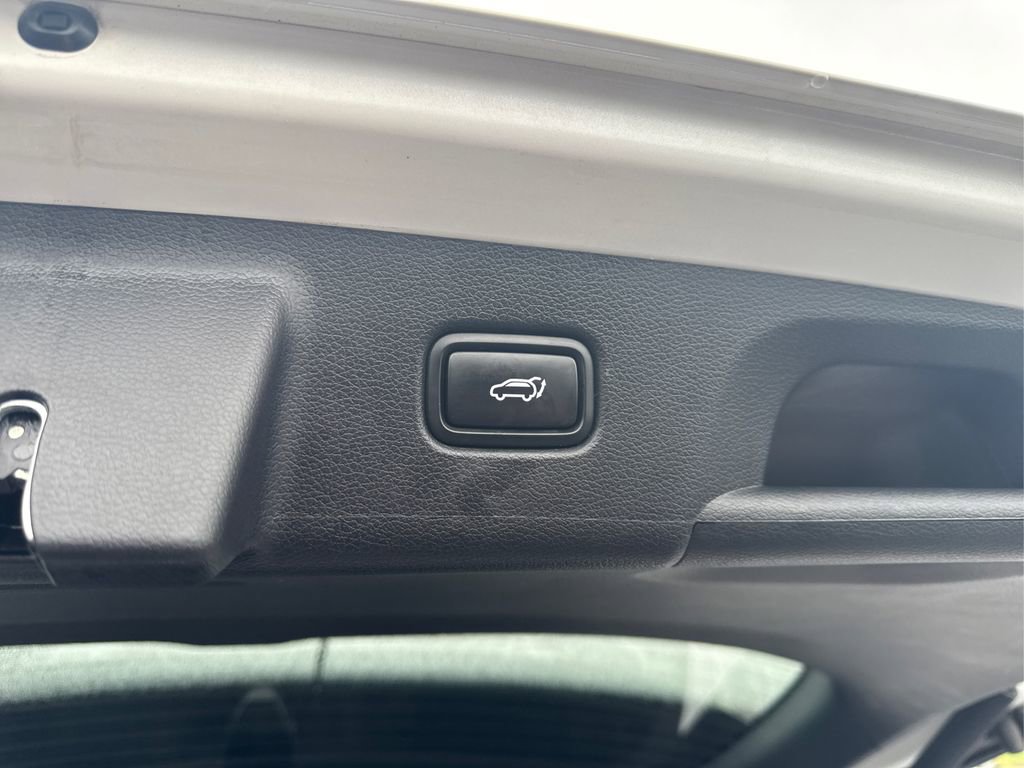 Used 2024 Hyundai Palisade Calligraphy image 14