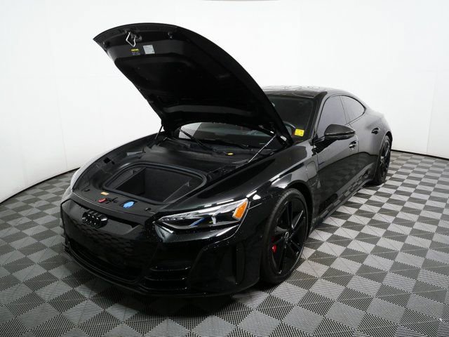 Used 2023 Audi RS e-tron GT image 33