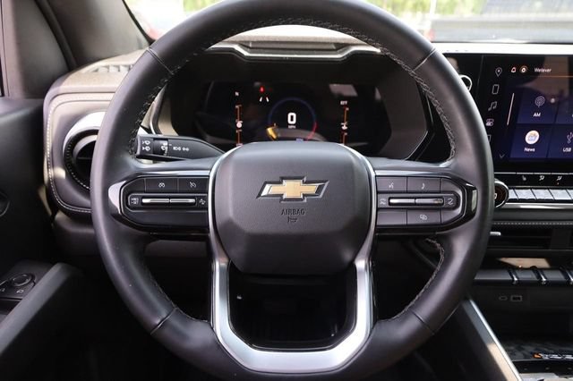 Used 2023 Chevrolet Colorado LT w/ LT Convenience Package II RWD image 10