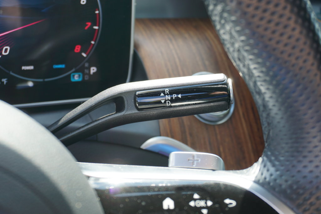 Certified 2025 Mercedes-Benz GLC 300 image 20