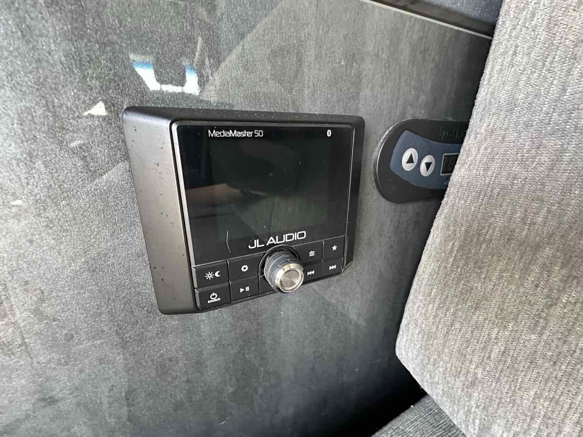 Used 2020 Mercedes-Benz Sprinter 2500 image 23