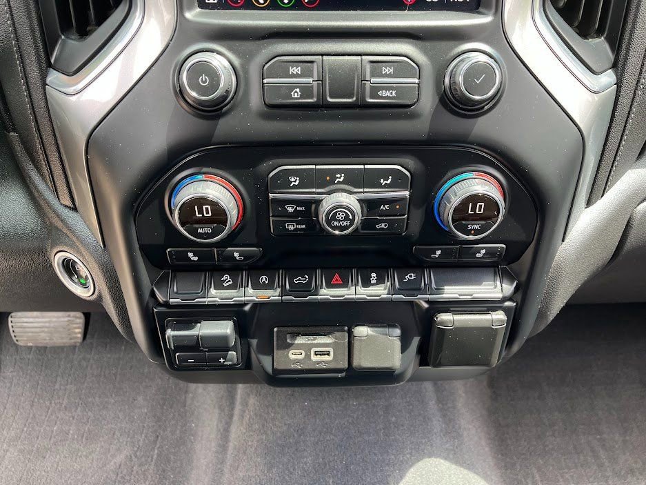 Used 2019 Chevrolet Silverado 1500 LT w/ All-Star Edition AWD/4WD image 19