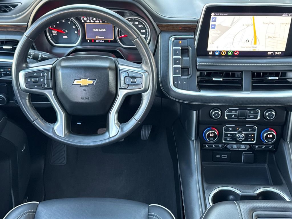 Used 2021 Chevrolet Suburban Premier image 15