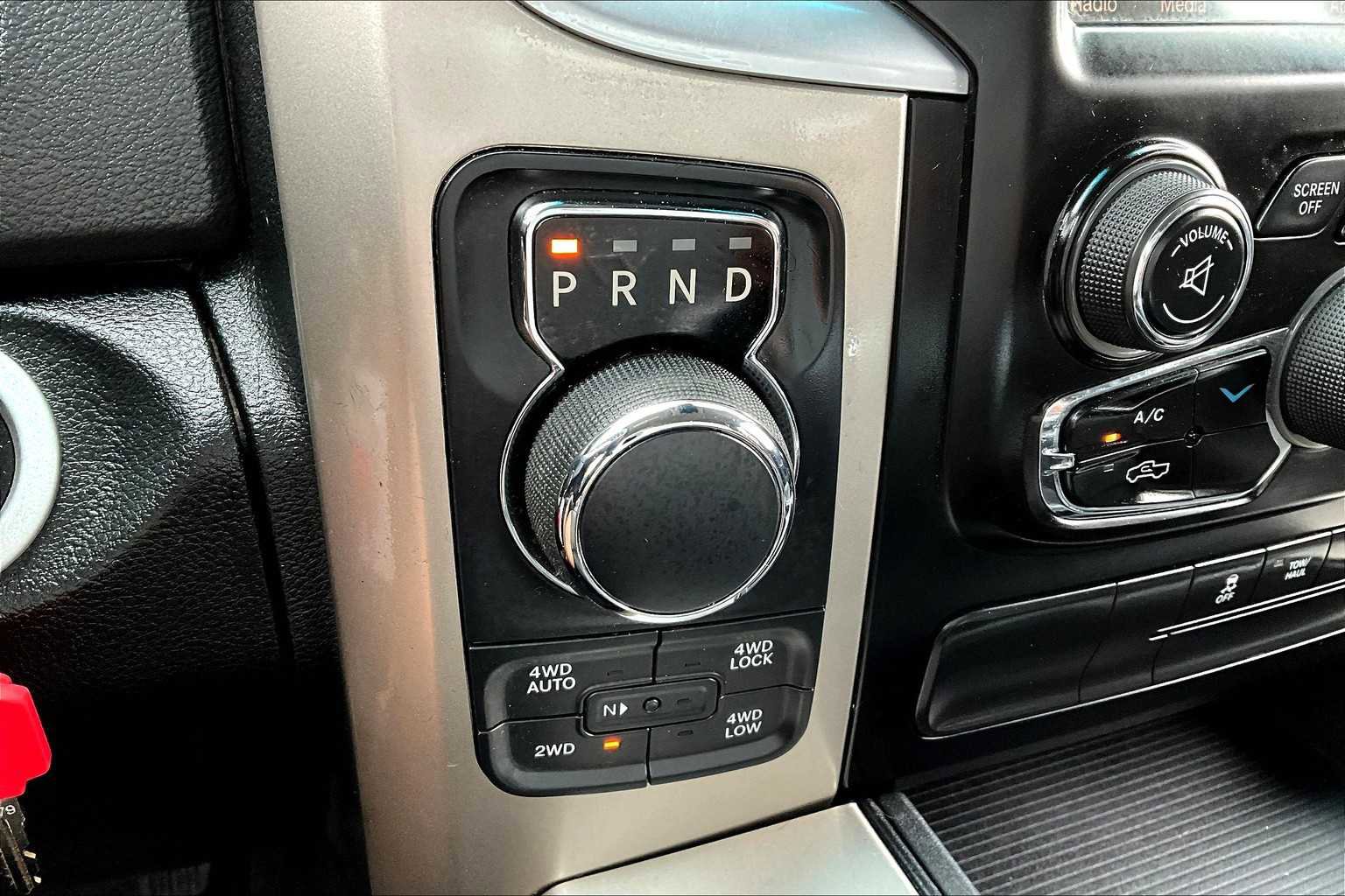 Used 2015 RAM 1500 Big Horn image 33