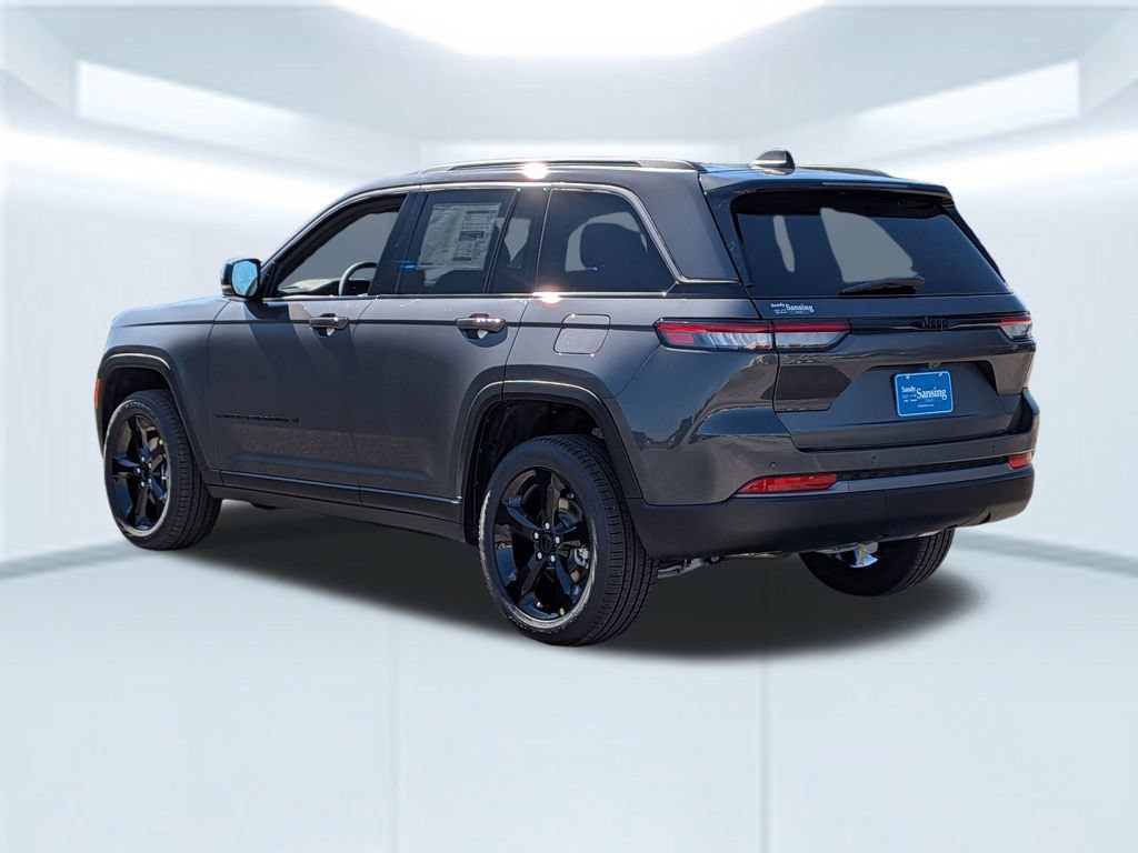 New 2026 Jeep Grand Cherokee Limited w/ Limited Altitude Package RWD video 3
